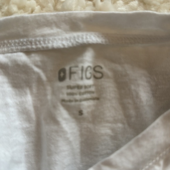 Figs long sleeve tshirt. Small. - Picture 2 of 2